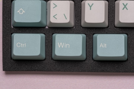 Der Win-Schriftzug ist grösser als jene mit Ctrl und Alt.