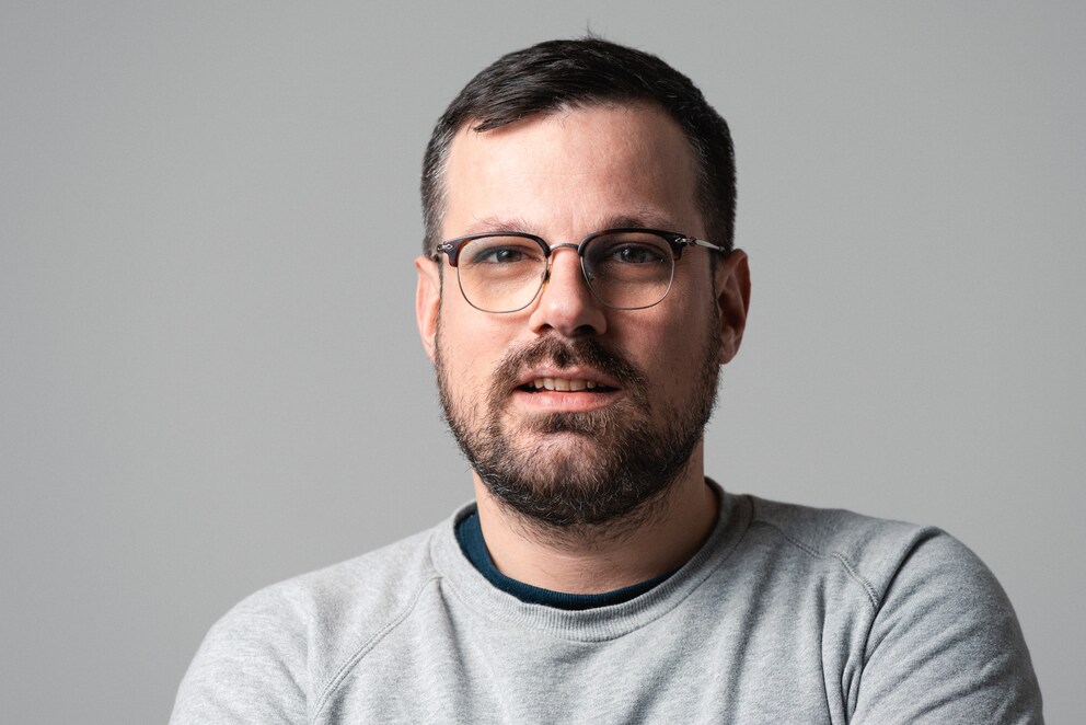 Podcast-Host Simon Balissat, Schwerpunkte: Gaming und Tech.
