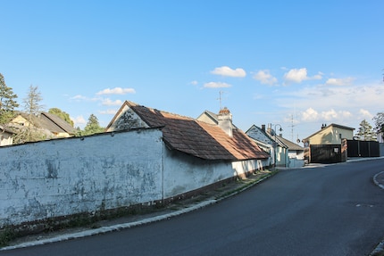 Quiet countryside just a couple of kilometres away from the capital city of Vienna.
