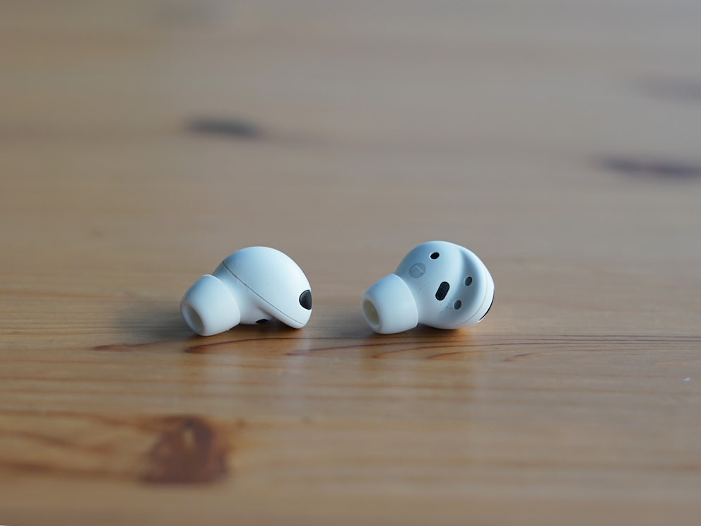These true-wireless earphones block out a lot of noise.