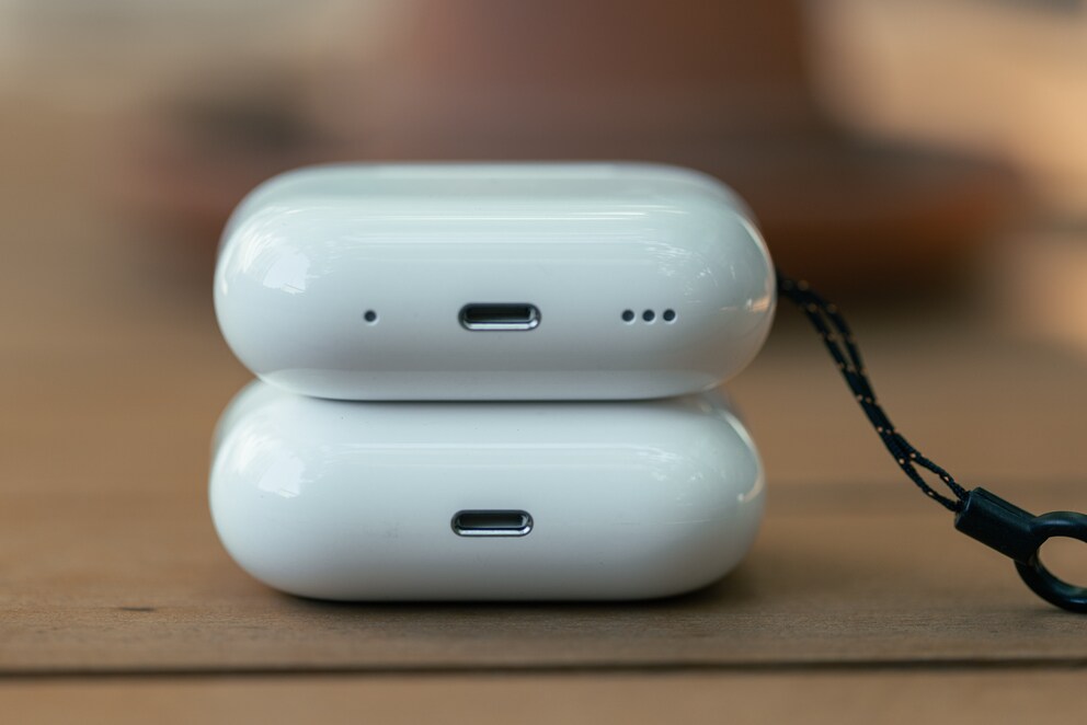 Pour la nouvelle génération, Apple a intégré des haut-parleurs au boîtier.