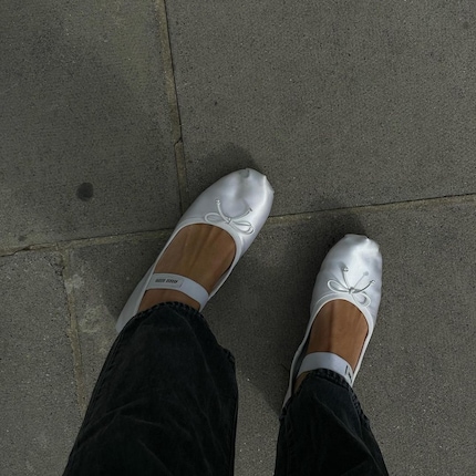 … Influencerin Camille Charriere zählen schon zu den Ballerina-Fans.