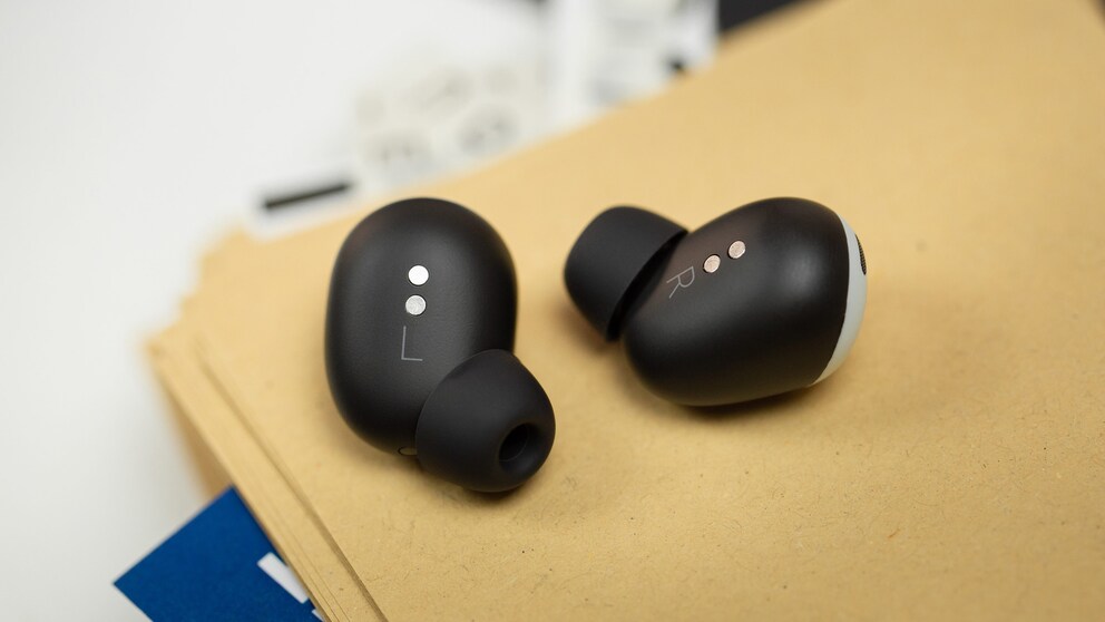 Die Pixel Buds Pro unterstützen Quick-Charging. / © NextPit