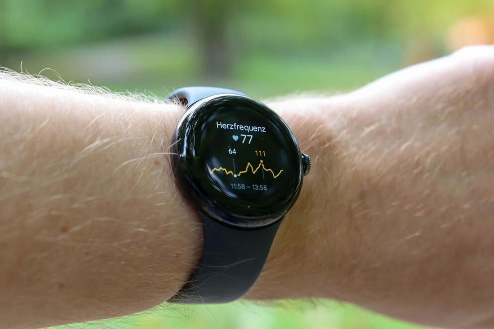 Mesure du pouls avec la Pixel Watch.