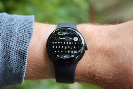 Meglio non digitare il testo sulla tastiera del Pixel Watch.