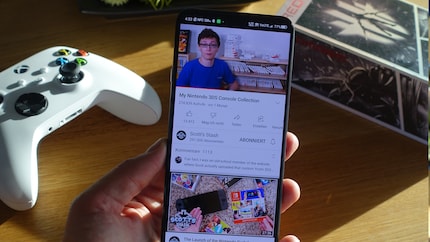 Même en plein soleil, je peux profiter de mes vidéos Youtube sans problème.