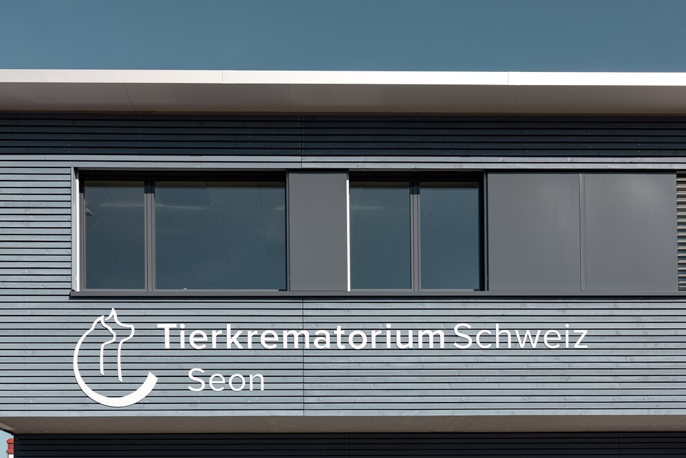 Schon vor Betreten des Gebäudes soll Ruhe ausgestrahlt werden.