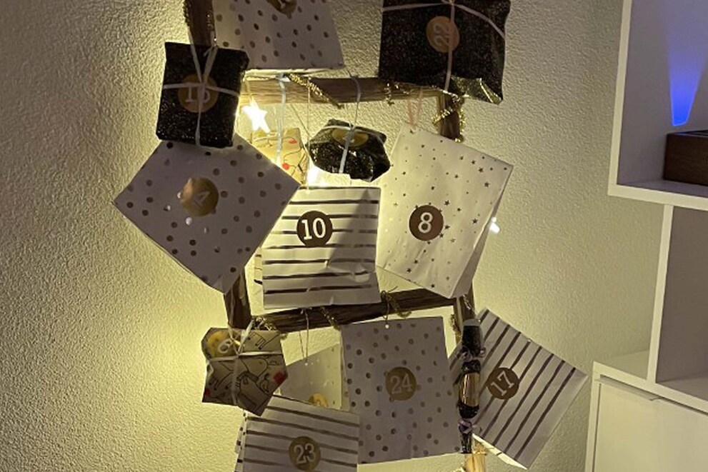 Unser Adventskalender ist in Wirklichkeit ein Handtuchhalter.