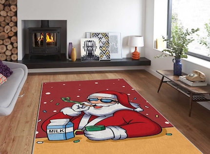 Un po' esagerato: un Babbo Natale in festa.