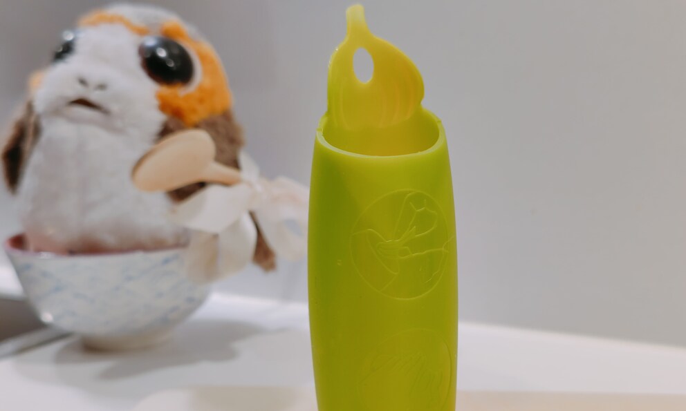 Erst jetzt wird mir bewusst: der «Henkel» da oben hat die Form eines Knoblauchs. Ein Hinweis?
