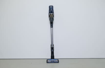 The Philips XC8045/01 Speed Pro Max.