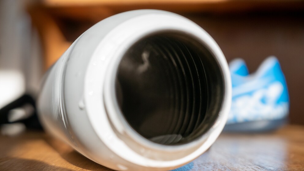 A look inside the bottle. The titanium coating makes all the difference.