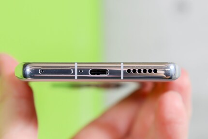 Emplacement pour carte à côté du port USB-C.