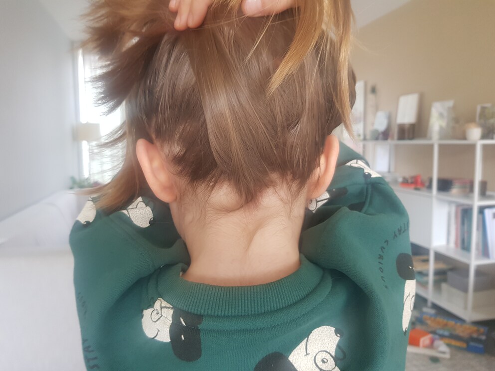 «Schatz, du gefällst mir ohne Ohrringe viel besser.»