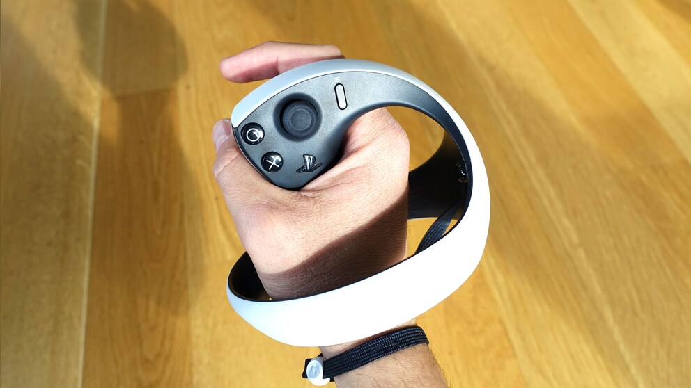 Il sole e il controller VR2 Sense non sono una buona combinazione.