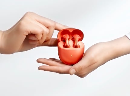 Le FreeBuds 5 hanno un design insolito.