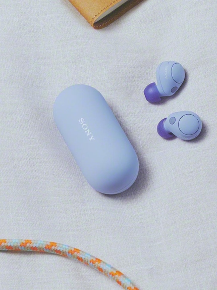 Le nuove cuffie sono disponibili anche in viola.