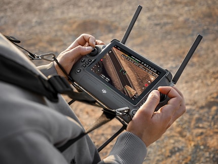 Il DJI RC Plus ha più pulsanti dedicati rispetto agli altri telecomandi.