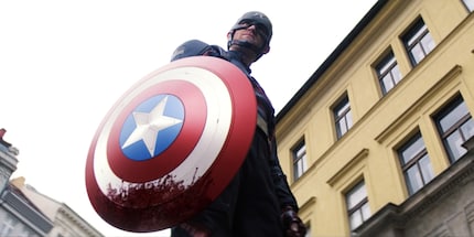The shield, stained with the blood of one of the very people it’s intended to protect. As politics is an important part of The Falcon and the Winter Soldier’s plot, it doesn’t feel like it’s been shoehorned in.