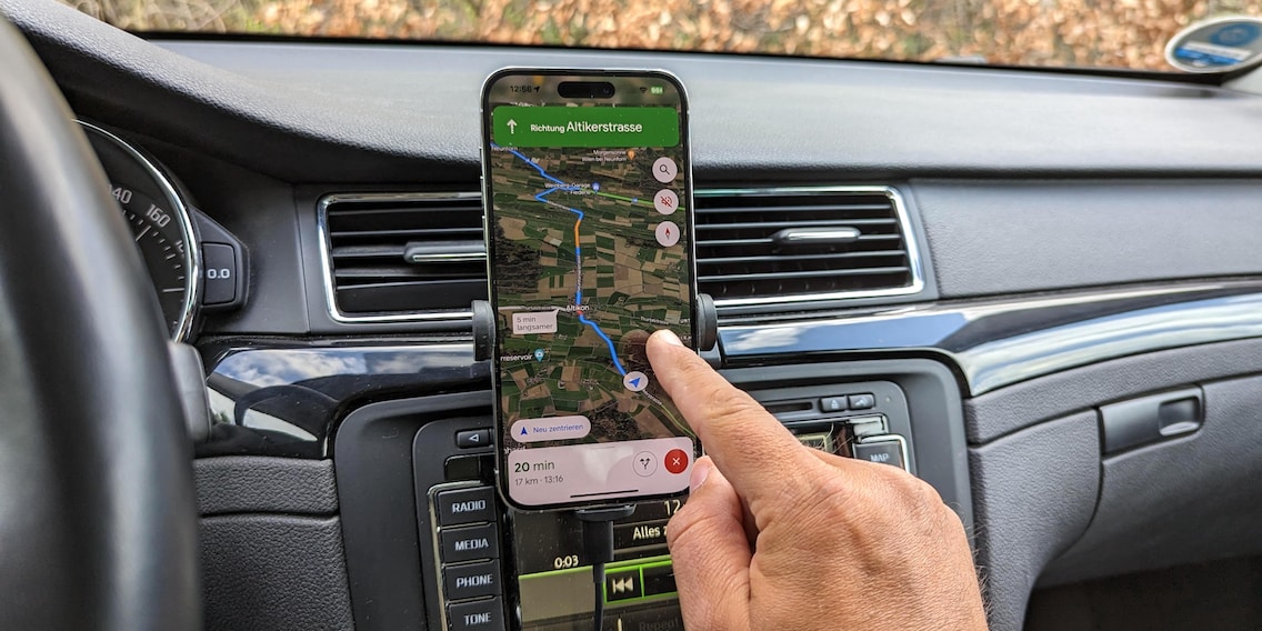 Phone as a satnav: how to get about safely – without breaking the law