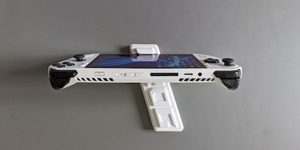 Besides the MicroSD slot, there’s a proprietary port for XG Mobile, Asus’ system for external graphics cards.