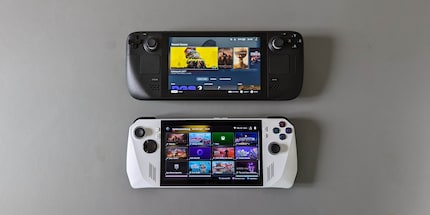 The Steam Deck officially only supports Steam games, but the user experience is much more sophisticated.