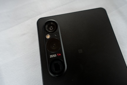 The camera module contains an image sensor that is new for smartphones