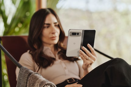 When unfolded, the Pixel Fold becomes a small tablet.