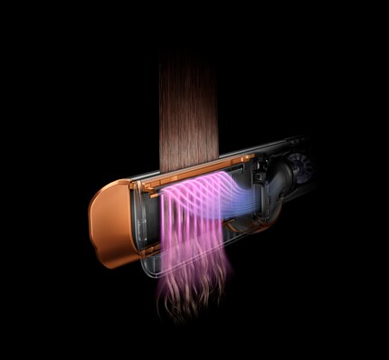 Il flusso d'aria tira i capelli verso il basso.