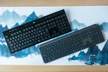 Le Corsair K100 Air (ci-dessus) ne supplantera pas mon chewing-gum Logitech, moins de deux fois moins cher.