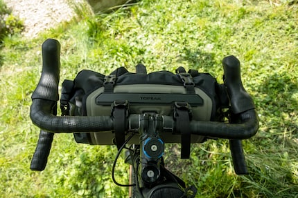 Im Frontloader von Topeak findet zum Beispiel der Schlafsack seinen Platz.