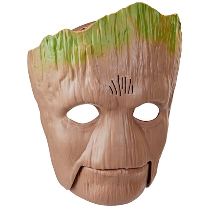 With the mask, children can imagine and play out their own space adventure.