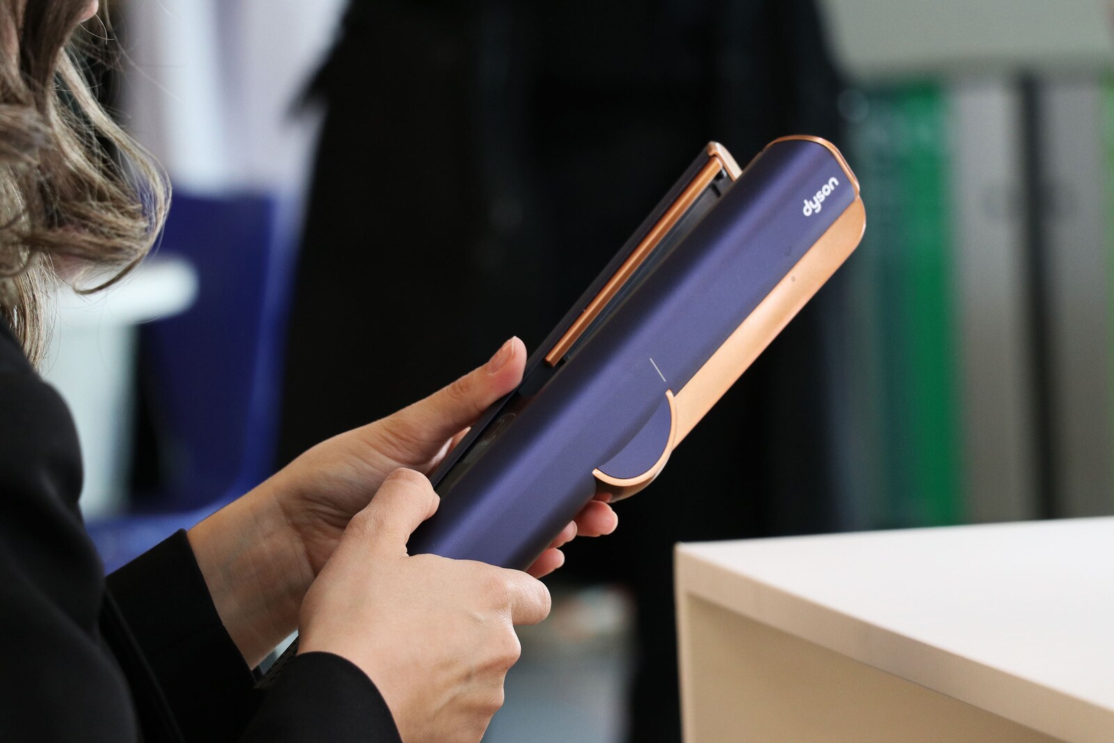 Dyson Airstrait Meine ersten Erfahrungen mit dem neuen Stylingtool Galaxus