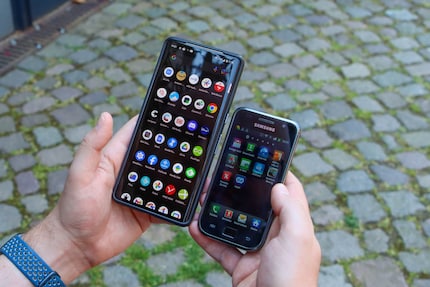 Il Pixel 7 Pro è enorme in confronto.