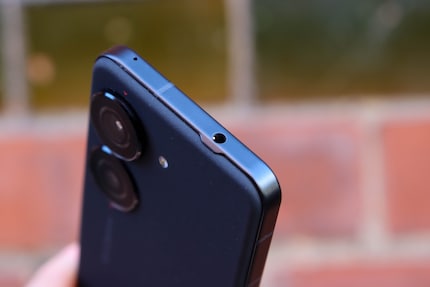 Il jack da 3,5 mm non è più una cosa scontata negli smartphone top di gamma.