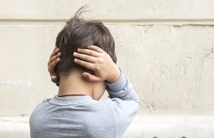 Les enfants entendent souvent très clairement les sons aigus des ultrasons. 