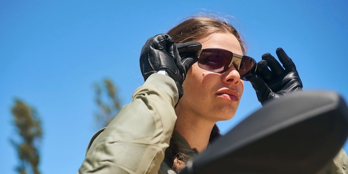 Les lunettes intelligentes BMW ConnectedRide apportent l affichage tet Galaxus