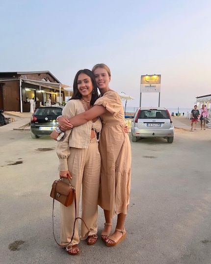 Jessica Alba poses with her daughter in her Arizona Birkenstocks.