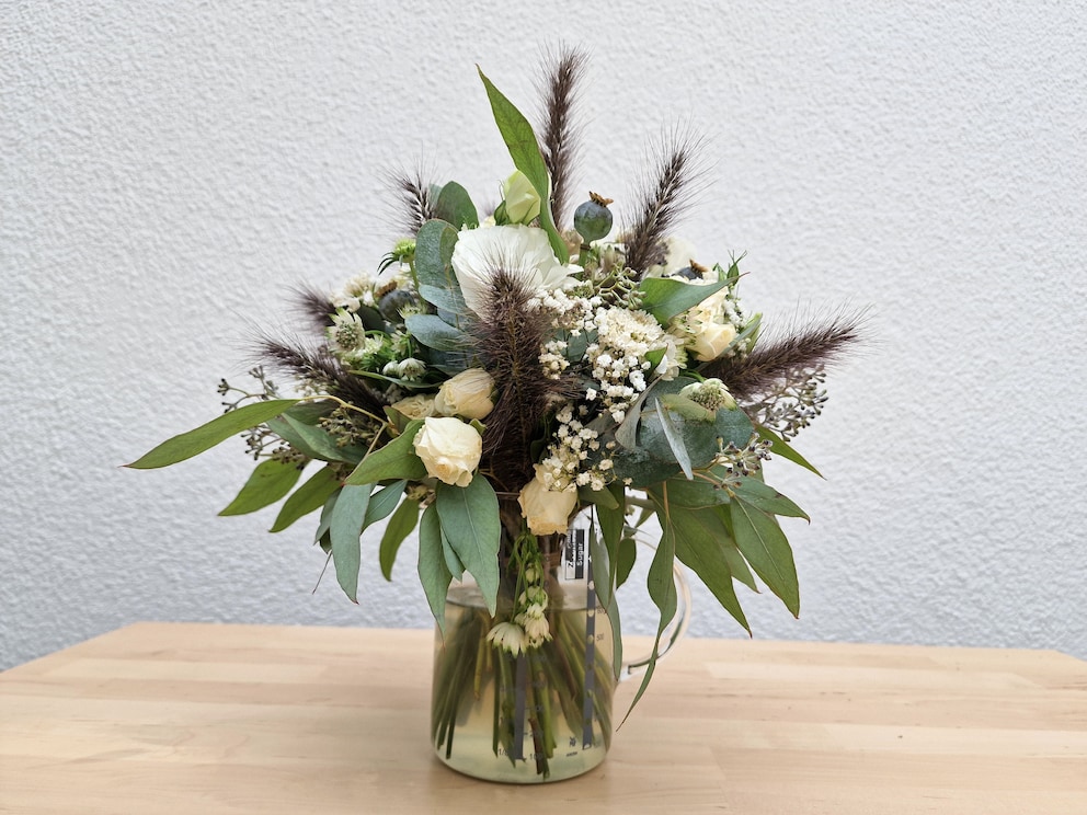 My bridal bouquet: Not quite in shape anymore, but still beautiful.