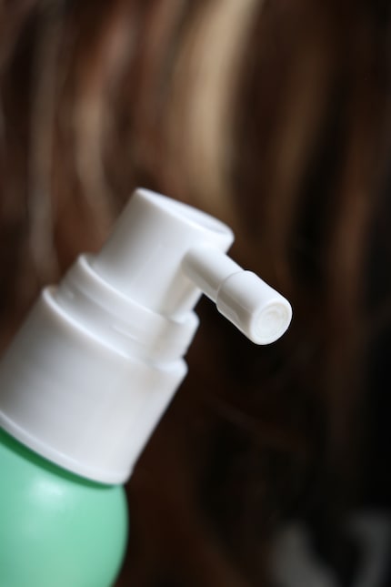Il nebulizzatore allungato consente un'applicazione mirata.