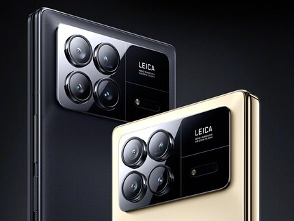 The Xiaomi Mix Fold 3 with four cameras in two colour variants.
