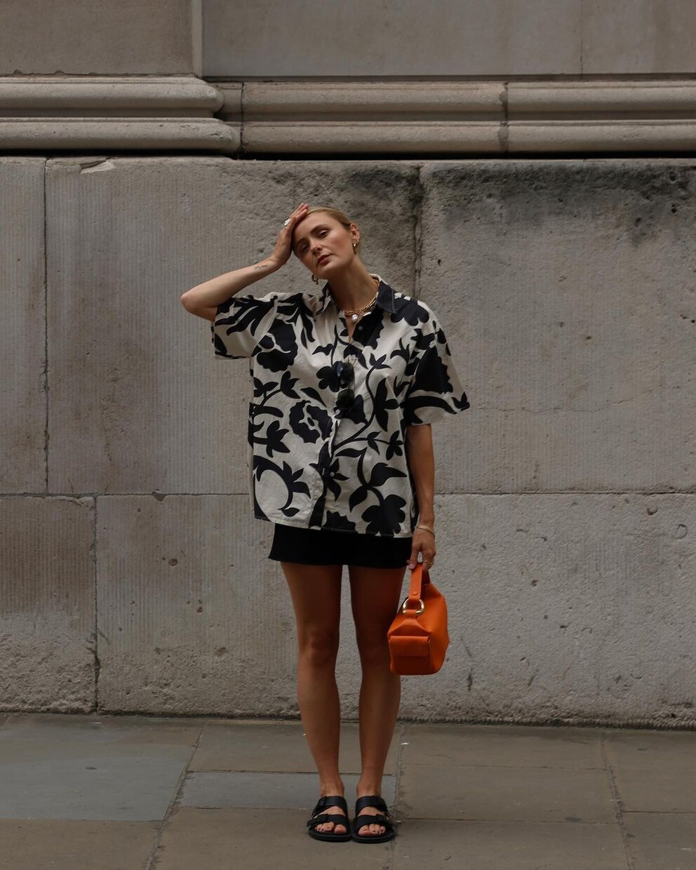 Millie Holmes Look ist ideal für heisse Sommertage.