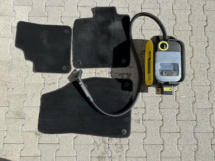 Floor mat trio: almost as good as new after being cleaned with the upholstery nozzle.