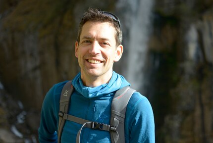 Bern-based Rémy Kappeler published «Wanderpapa – Familiengeschichten vom Wanderweg» («Hiking dad – family stories from the hiking trails») in 2021 – a guidebook for hiking with children.