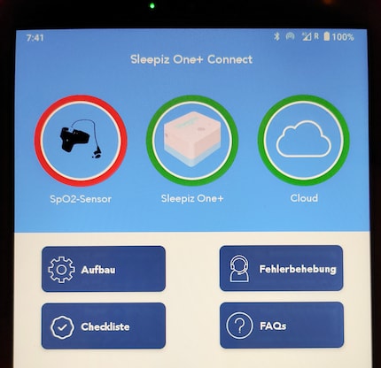 The red ring’s pretty clear: the pulse oximeter isn’t connected.
