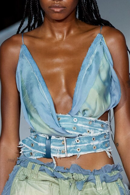 ... or blend in with the top.