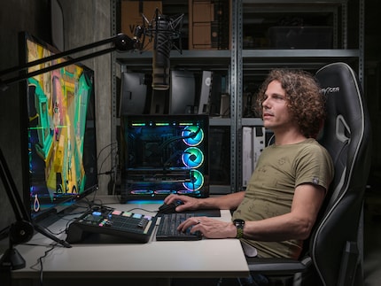 Per immagini come questa, fisso la fotocamera sul treppiede. È proprio in questi casi che l’eye tracking risulta una benedizione. Phil può muoversi tranquillamente all’interno dell’inquadratura senza che io debba modificare manualmente il punto di messa a fuoco.