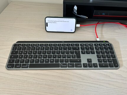 Pour taper plus vite, vous pouvez connecter un clavier directement à l’iPhone.