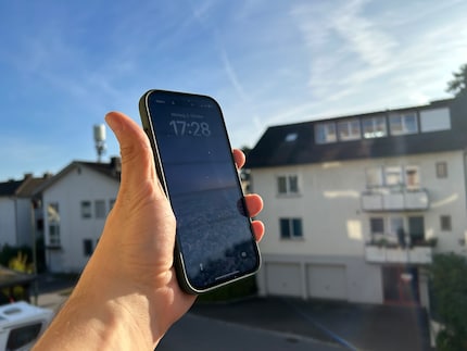 Même en plein soleil, vous verrez le contenu de l’écran.