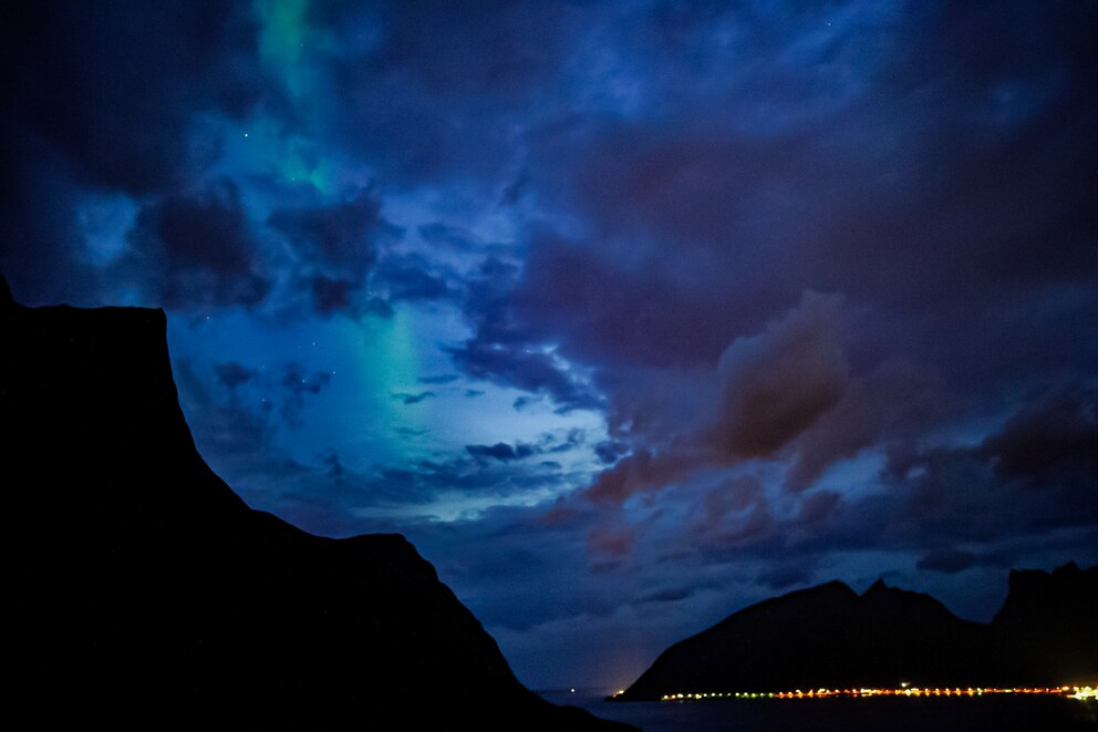 Kein gutes Foto, aber hey, mein erstes Nordlicht!